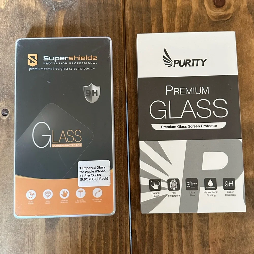 Set of 2 glass screen protectors for iPhone 11 Pro